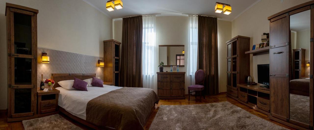 Hotel Star Munkács Kültér fotó