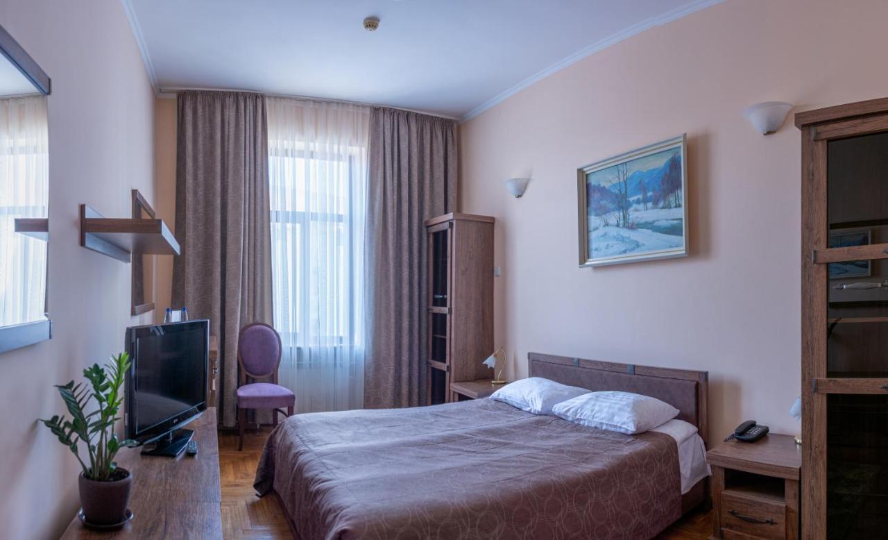Hotel Star Munkács Kültér fotó