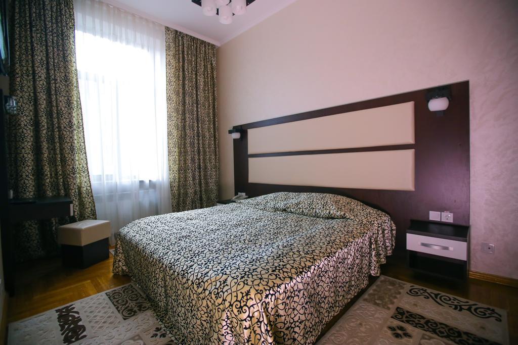 Hotel Star Munkács Kültér fotó