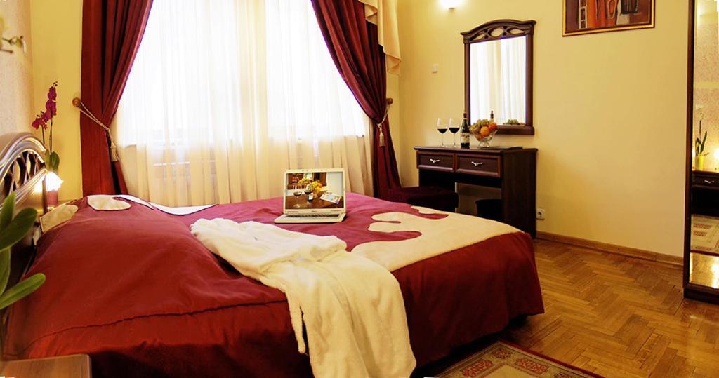 Hotel Star Munkács Kültér fotó