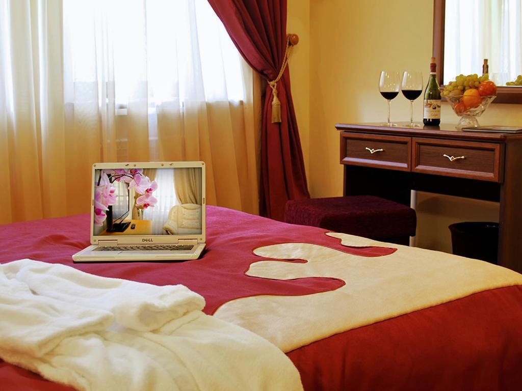 Hotel Star Munkács Kültér fotó